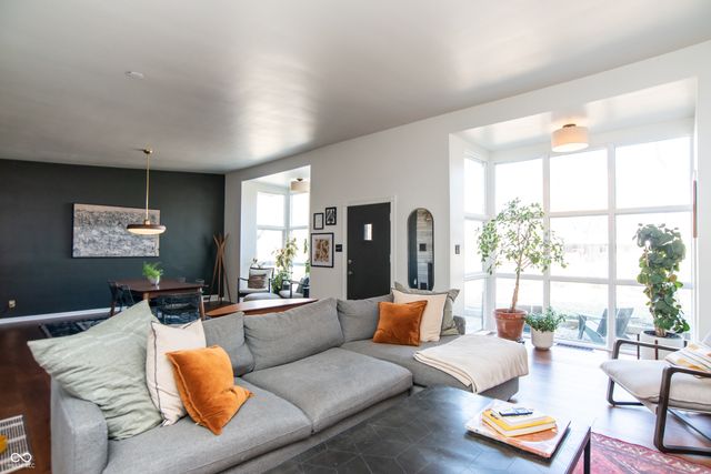 6940 Olive Street, Indianapolis, IN 46227