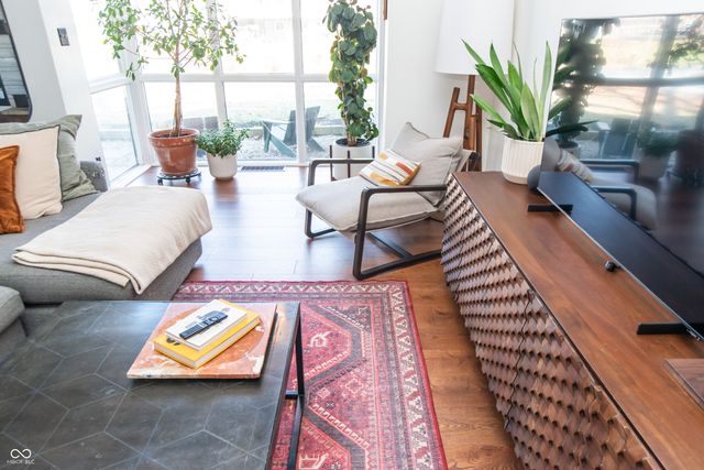 6940 Olive Street, Indianapolis, IN 46227