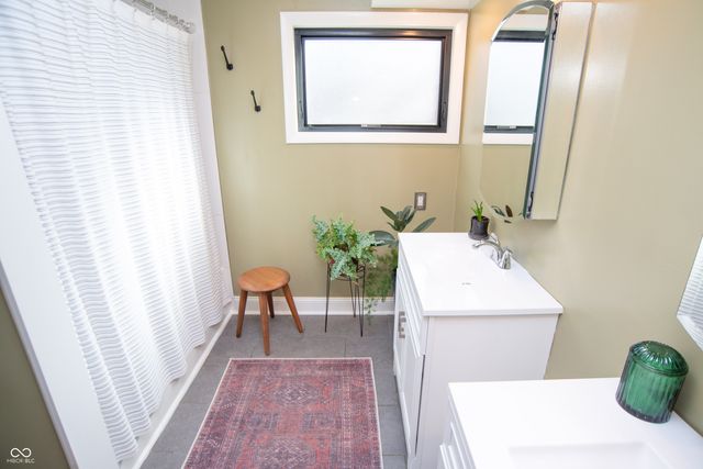 6940 Olive Street, Indianapolis, IN 46227