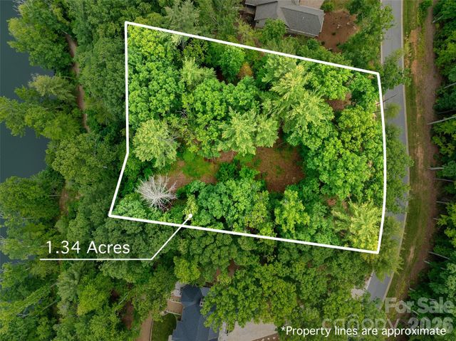 17 Hendrickson Court, Candler, NC 28715