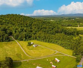 2298 THOROUGHFARE RD, Brightwood, VA 22715
