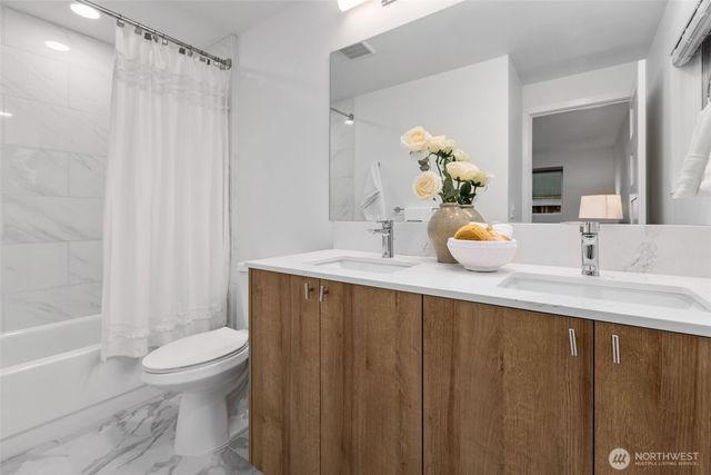 1324 E Walnut Street, Kent, WA 98030