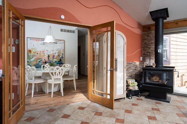 13737 N Lake Shore DRIVE, Mequon, WI 53097