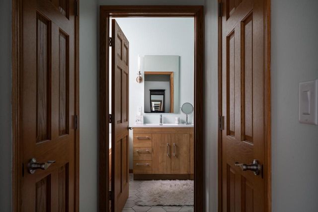 13737 N Lake Shore DRIVE, Mequon, WI 53097