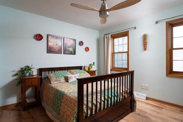 13737 N Lake Shore DRIVE, Mequon, WI 53097