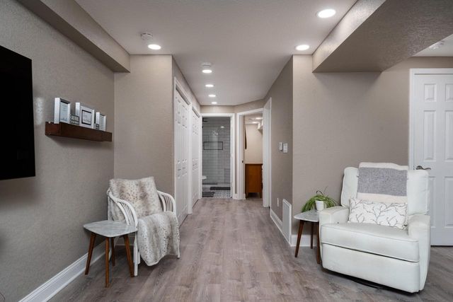 13737 N Lake Shore DRIVE, Mequon, WI 53097