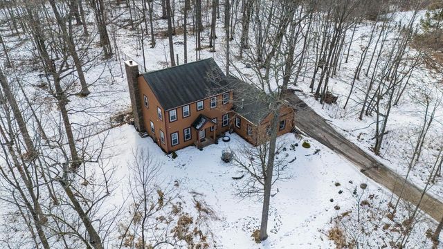 13737 N Lake Shore DRIVE, Mequon, WI 53097