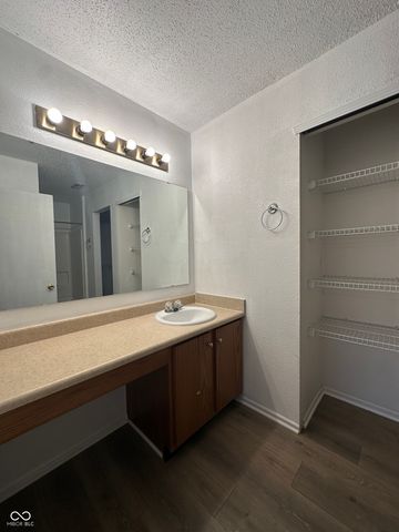 12639 Justice Crossing, Fishers, IN 46037