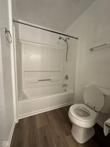 12639 Justice Crossing, Fishers, IN 46037