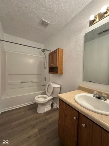 12639 Justice Crossing, Fishers, IN 46037