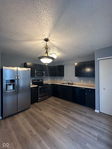 12639 Justice Crossing, Fishers, IN 46037