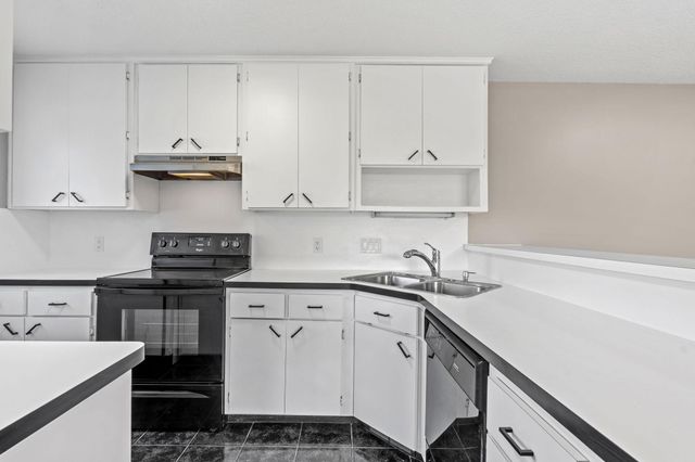 11101 Drake Street NW, Coon Rapids, MN 55433