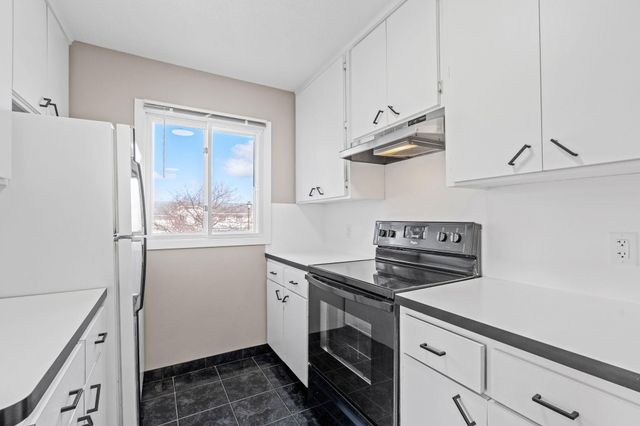 11101 Drake Street NW, Coon Rapids, MN 55433