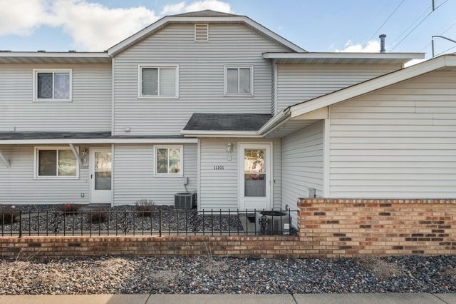 11101 Drake Street NW, Coon Rapids, MN 55433