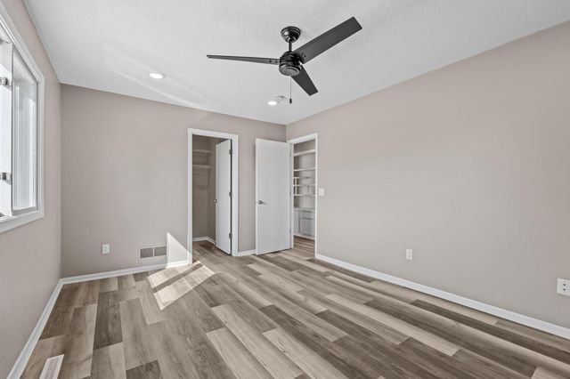 11101 Drake Street NW, Coon Rapids, MN 55433