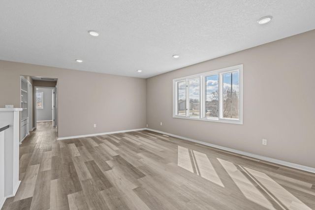 11101 Drake Street NW, Coon Rapids, MN 55433