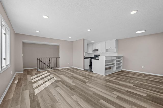 11101 Drake Street NW, Coon Rapids, MN 55433