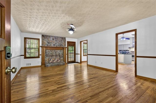 595 Morgan Springs Court, Canton, GA 30115