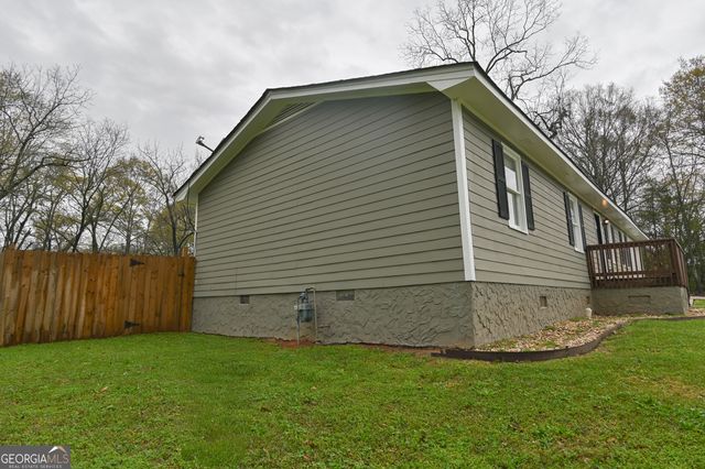 335 Poplar Ave., Social Circle, GA 30025