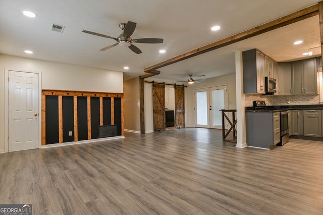 335 Poplar Ave., Social Circle, GA 30025