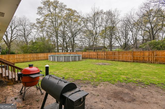 335 Poplar Ave., Social Circle, GA 30025