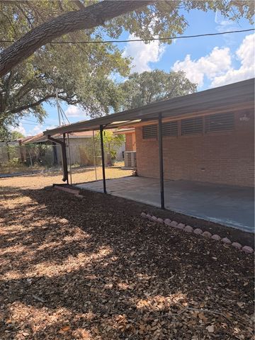 4542 Adkins Dr, Corpus Christi, TX 78411