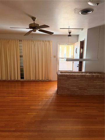 4542 Adkins Dr, Corpus Christi, TX 78411