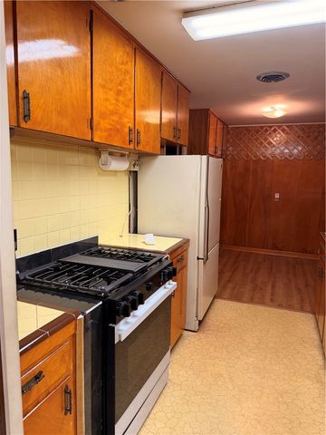 4542 Adkins Dr, Corpus Christi, TX 78411