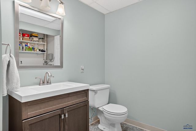 4757 SUMMERSET DR, Rapid City, SD 57702