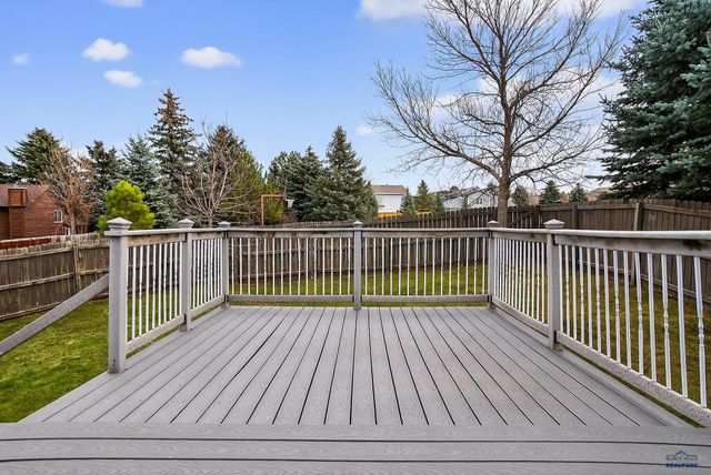 4757 SUMMERSET DR, Rapid City, SD 57702