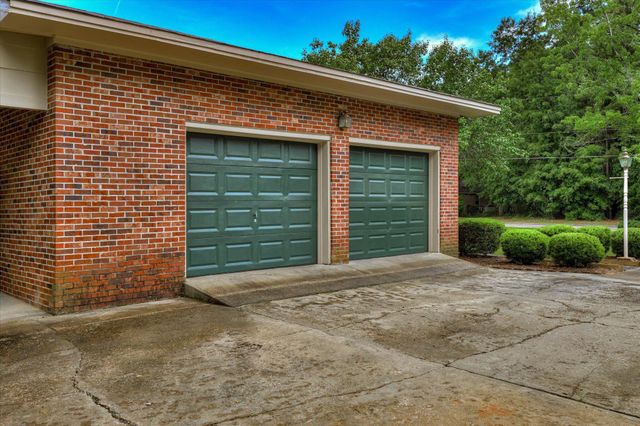 127 Green Drive, Williston, SC 29853