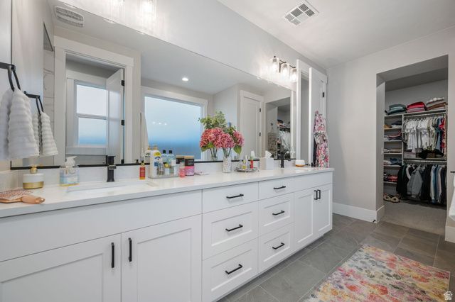 326 S WATER COURSE DR, Washington, UT 84780