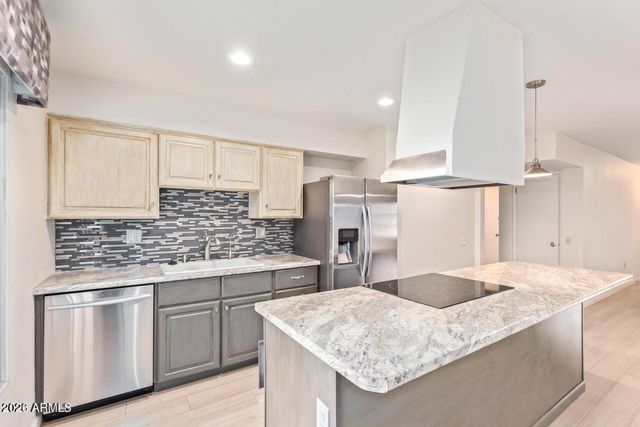 19802 N Concho Circle, Sun City, AZ 85373