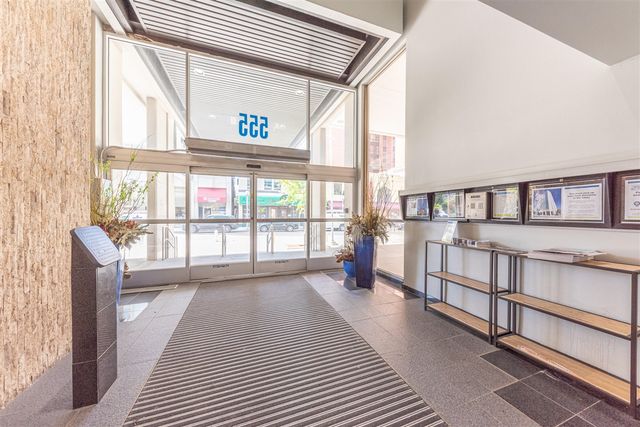 555 E William Street 5B, Ann Arbor, MI 48104