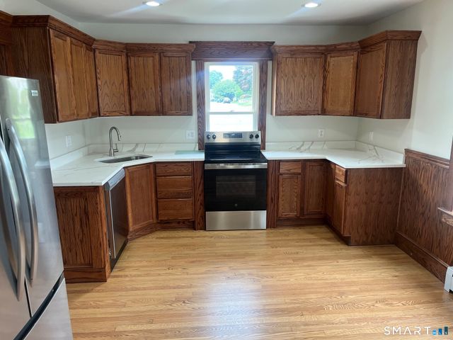 336 Park Street, Stratford, CT 06614