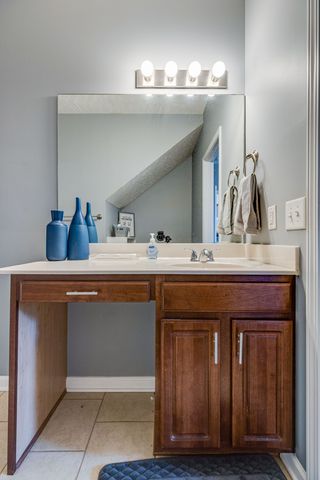 818 Spence Enclave Ln, Nashville, TN 37210