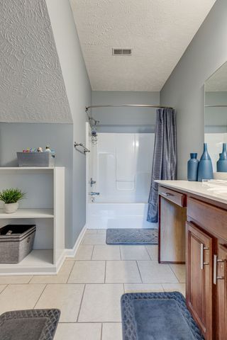 818 Spence Enclave Ln, Nashville, TN 37210