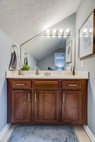 818 Spence Enclave Ln, Nashville, TN 37210