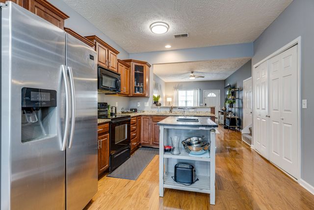 818 Spence Enclave Ln, Nashville, TN 37210