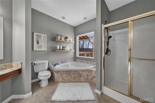 27431 Lee Court, Warrenton, MO 63383