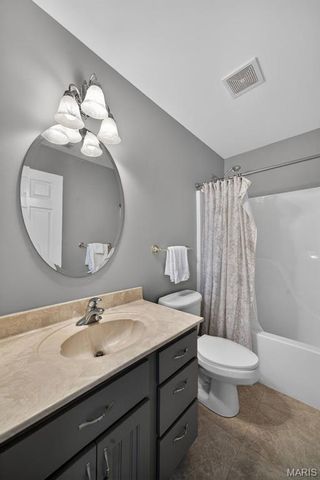 27431 Lee Court, Warrenton, MO 63383