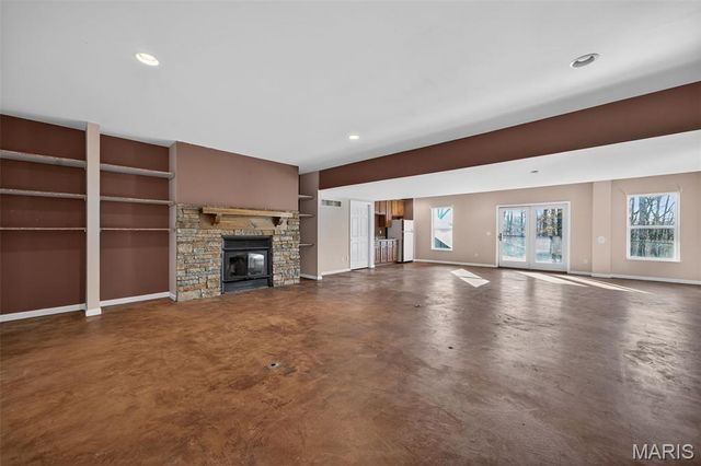 27431 Lee Court, Warrenton, MO 63383