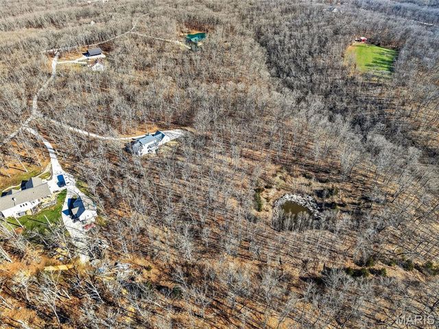 27431 Lee Court, Warrenton, MO 63383