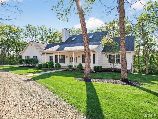 27431 Lee Court, Warrenton, MO 63383