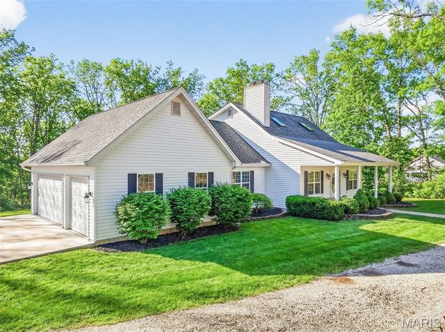 27431 Lee Court, Warrenton, MO 63383