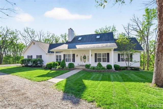 27431 Lee Court, Warrenton, MO 63383