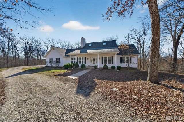 27431 Lee Court, Warrenton, MO 63383