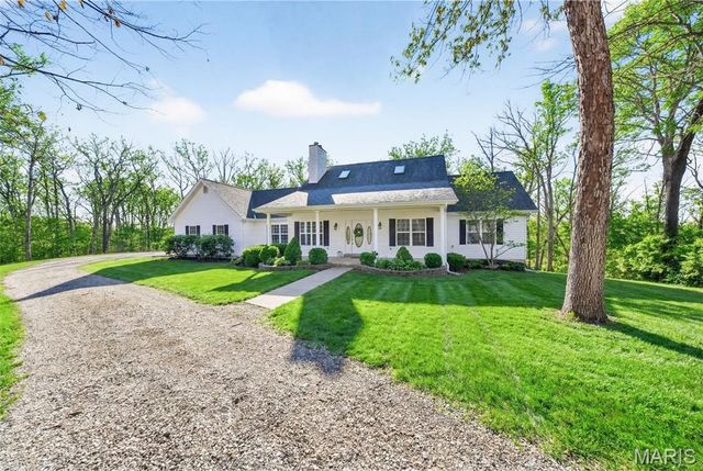 27431 Lee Court, Warrenton, MO 63383