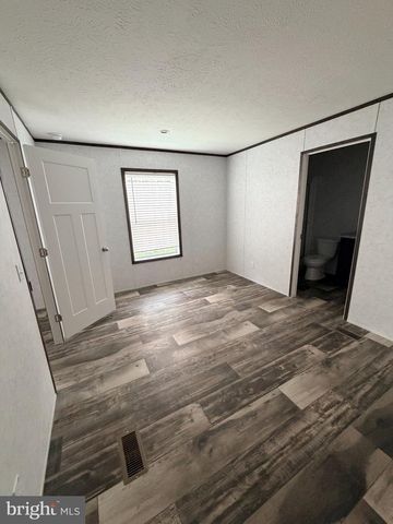 10 BUFFALO DR, Shippensburg, PA 17257