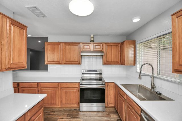 2210 S Ferrisburg Court, Sugar Land, TX 77478